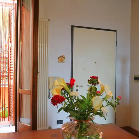 Апартаменты Vulandra: Tipica Casa Ferrarese A 50 Mt Dal Duomo Феррара