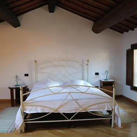 Apartment Vulandra: Tipica Casa Ferrarese A 50 Mt Dal Duomo *